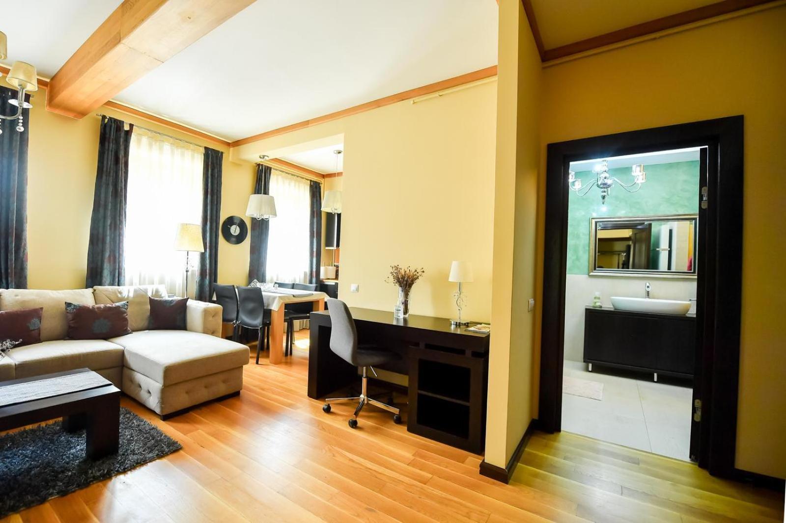 Luxury Apartment Braşov Extérieur photo