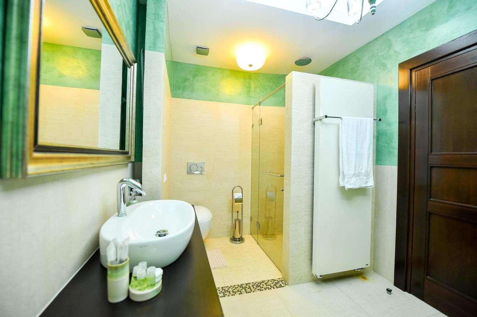 Luxury Apartment Braşov Extérieur photo